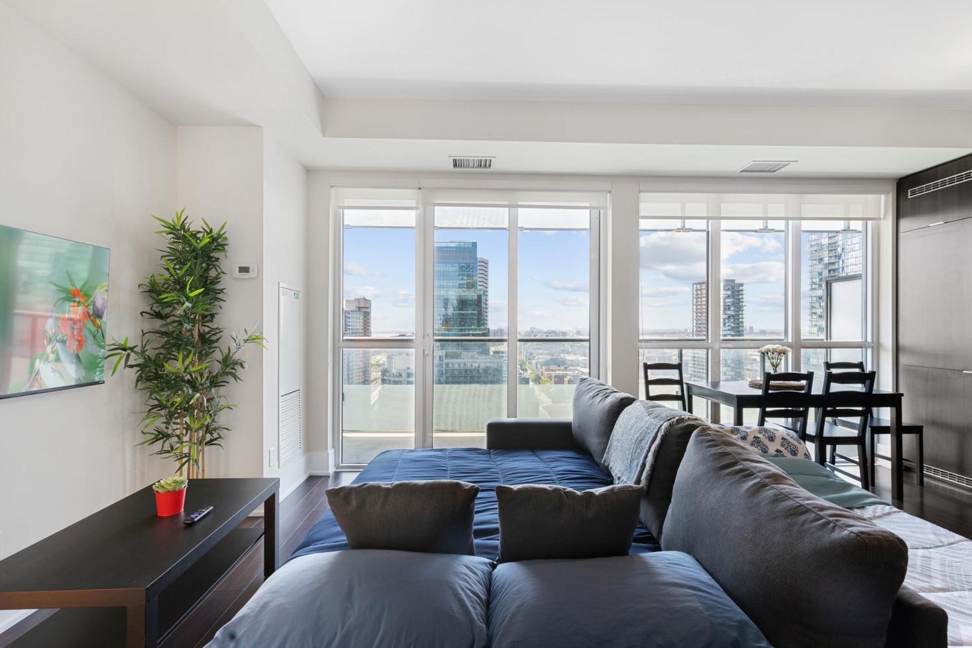 Cn Tower View 2 Bedroom Toronto